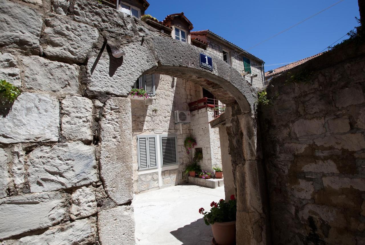 "Skalinada" Apartments In The Heart Of Split Exterior foto